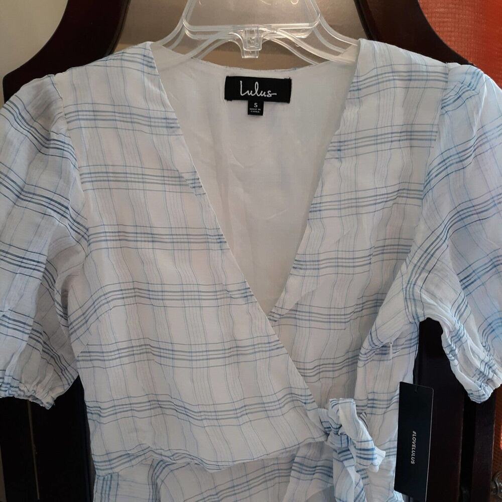 Lulus NWT Womens White Blue Plaid Faux Wrap Fit and Flare Mini Dress Siz… - Picture 10 of 10